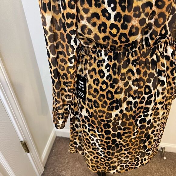 Express Leopard Print Dress. NWT Size Small - Picture 6 of 9